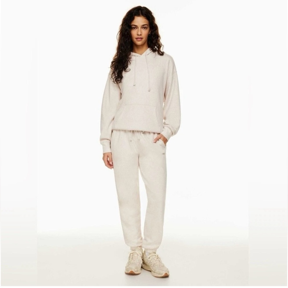 ARITZIA TNA Sweat Fleece Terry Fleece Boyfriend Fit Pants